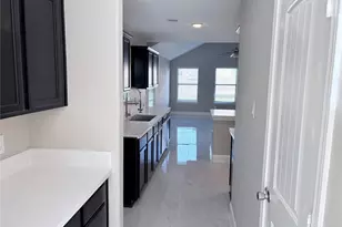 16527 Silla Ridge Ct, Houston, TX 77049 - Photo 4