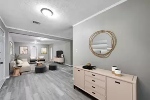 204 Hafer St, Baytown, TX 77520 - Photo 6