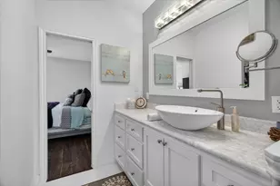 604 Warsaw St, Bayou Vista, TX 77563 - Photo 16