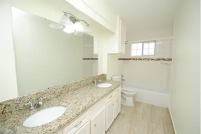 11511 Creekhurst Drive, Houston, TX 77099 - Photo 24