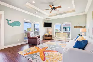 893 West Ln, Crystal Beach, TX 77650 - Photo 12