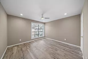 1311 Antoine Dr, Houston, TX 77055 - Photo 6