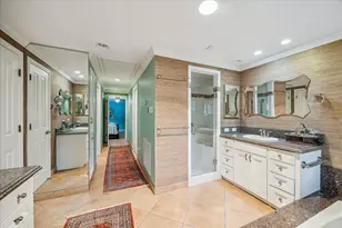 10834 St Marys Ln, Houston, TX 77079 - Photo 14