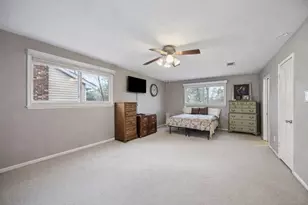 10834 St Marys Ln, Houston, TX 77079 - Photo 20