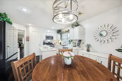 2702 Glendale Drive, Pearland, TX 77584 - Photo 6