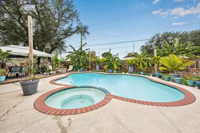 2702 Glendale Drive, Pearland, TX 77584 - Photo 2