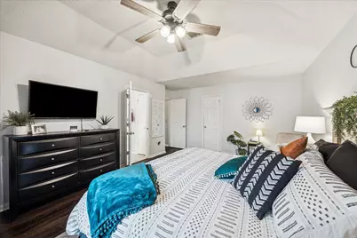 2702 Glendale Drive, Pearland, TX 77584 - Photo 14