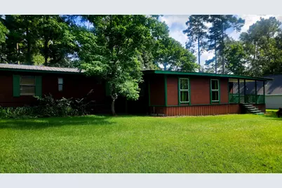 465 Pecan, Onalaska, TX 77360 - Photo 1