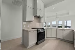 510 2nd St, San Leon, TX 77539 - Photo 12