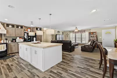 77 Twin Creek Drive, Huntsville, TX 77320 - Photo 8