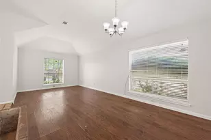 3110 Flintwood Dr, Sugar Land, TX 77479 - Photo 8