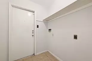 3110 Flintwood Dr, Sugar Land, TX 77479 - Photo 34