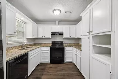 21197 Live Oak Street, New Caney, TX 77357 - Photo 4