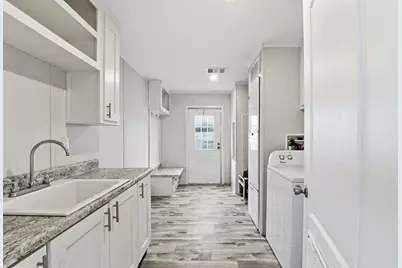 12245 County Road 37495, Cleveland, TX 77327 - Photo 20