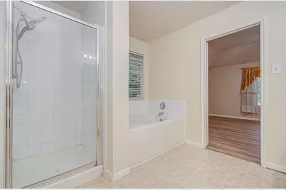 5415 Oak Falls Drive, Houston, TX 77066 - Photo 40