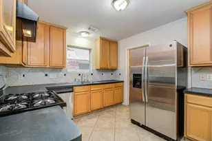 5415 Oak Falls Dr, Houston, TX 77066 - Photo 8