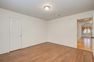 5415 Oak Falls Dr, Houston, TX 77066 - Photo 32