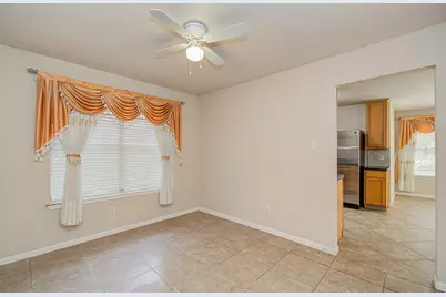 5415 Oak Falls Drive, Houston, TX 77066 - Photo 22