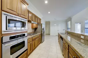 14446 Summerleaf Ln, Houston, TX 77077 - Photo 12
