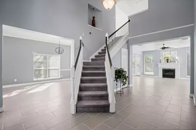 47 N Winterport Circle, The Woodlands, TX 77382 - Photo 2