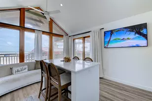 2906 Ave R 1/2, Galveston, TX 77550 - Photo 6