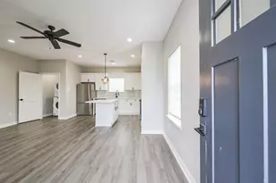 4405 Mallow St, Houston, TX 77051 - Photo 4