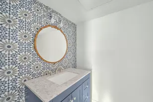 2818 S Bartell Dr, Houston, TX 77054 - Photo 18
