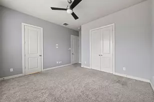 10917 Upland Park, Houston, TX 77043 - Photo 32