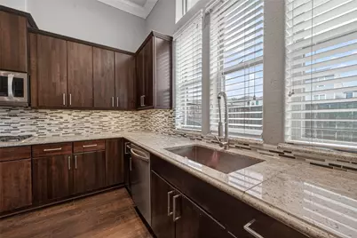 10917 Upland Park, Houston, TX 77043 - Photo 20