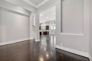 10917 Upland Park, Houston, TX 77043 - Photo 8