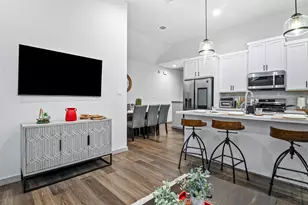 829 N Emile St, Houston, TX 77020 - Photo 24