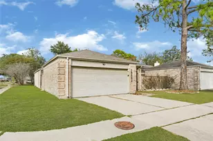 18562 Meadows Way Dr, Houston, TX 77084 - Photo 2