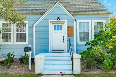 4417 Avenue R, Galveston, TX 77550 - Photo 2