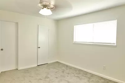 7918 Prestwood Dr #4, Houston, TX 77036 - Photo 22