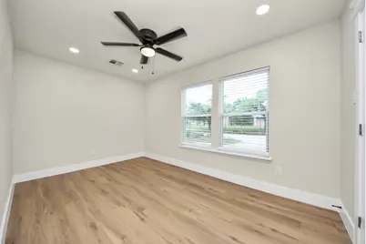8068 Elrod Street, Houston, TX 77017 - Photo 34