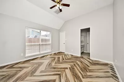 2622 Stonebury Lane, Sugar Land, TX 77479 - Photo 38