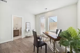 10614 Cascade Ledge Ln, Houston, TX 77025 - Photo 4