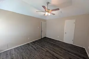 13007 Stancliff Oaks St, Sugar Land, TX 77478 - Photo 14