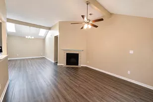 13007 Stancliff Oaks St, Sugar Land, TX 77478 - Photo 8