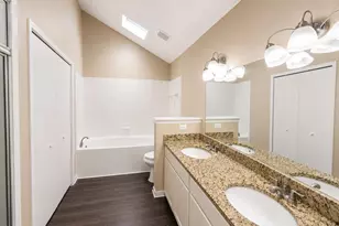 13007 Stancliff Oaks St, Sugar Land, TX 77478 - Photo 14