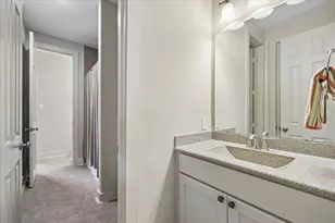 1517 Dyer Lake Ln, Houston, TX 77008 - Photo 26