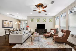 1517 Dyer Lake Ln, Houston, TX 77008 - Photo 10