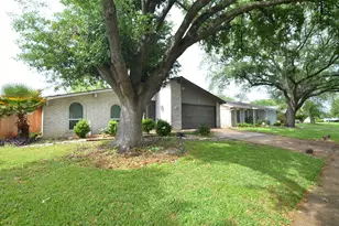 5519 Irish Hill Dr, Houston, TX 77053 - Photo 6