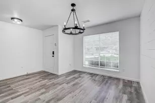 21689 Holly Leaf Ct, Porter, TX 77365 - Photo 2