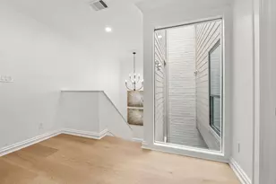 155 Sage Rd, Houston, TX 77056 - Photo 16