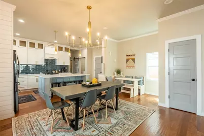 3209 Ursuline Street, Galveston, TX 77550 - Photo 2