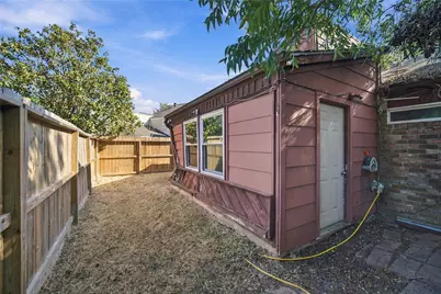 606 Meadow Knoll Drive, Stafford, TX 77477 - Photo 6