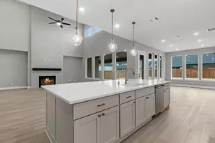 28318 Woodland Crk Ct, Spring, TX 77386 - Photo 4