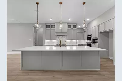 28318 Woodland Creek Court, Spring, TX 77386 - Photo 2