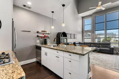 1039 Bonner Street, Houston, TX 77007 - Photo 8